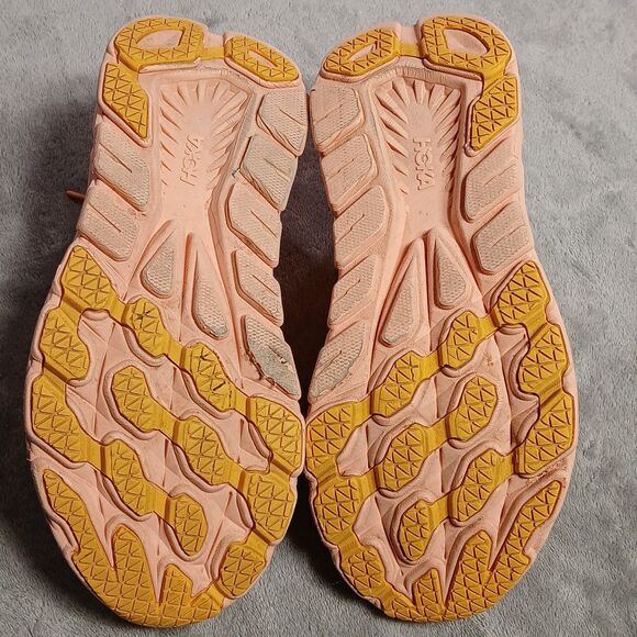 HOKA ONE ONE Rincon 3 Womens 6.5 B Running Shoes Coral Peach Lightweight Cushion - Picture 4 of 11